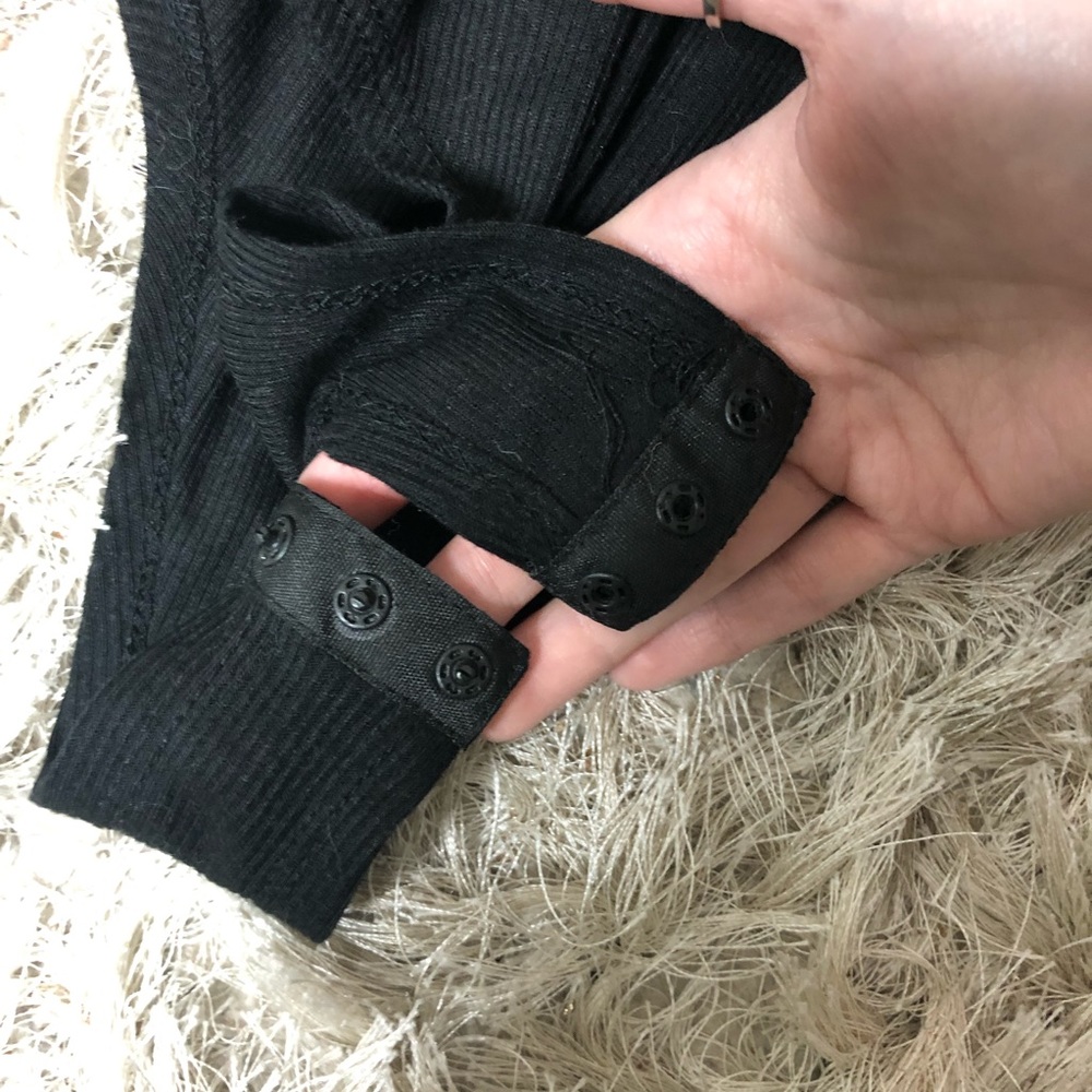 NEW Ribbed Bodysuit - Picture 5 of 6